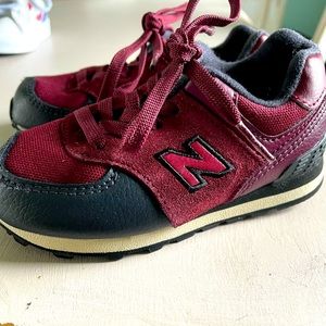 Size 7 toddler New Balance, GREAT condition